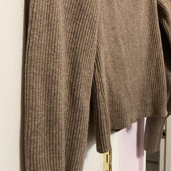 Oak + Fort Ribbed Longsleeve - Picture 4 of 8